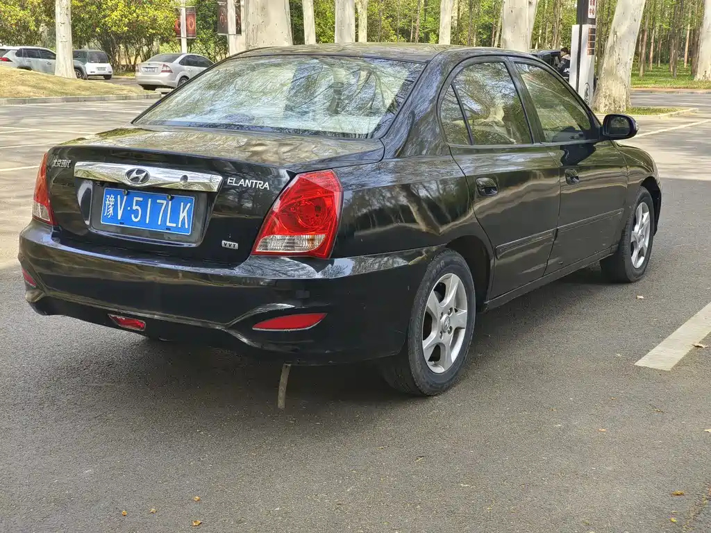 HYUNDAI ELANTRA 2012