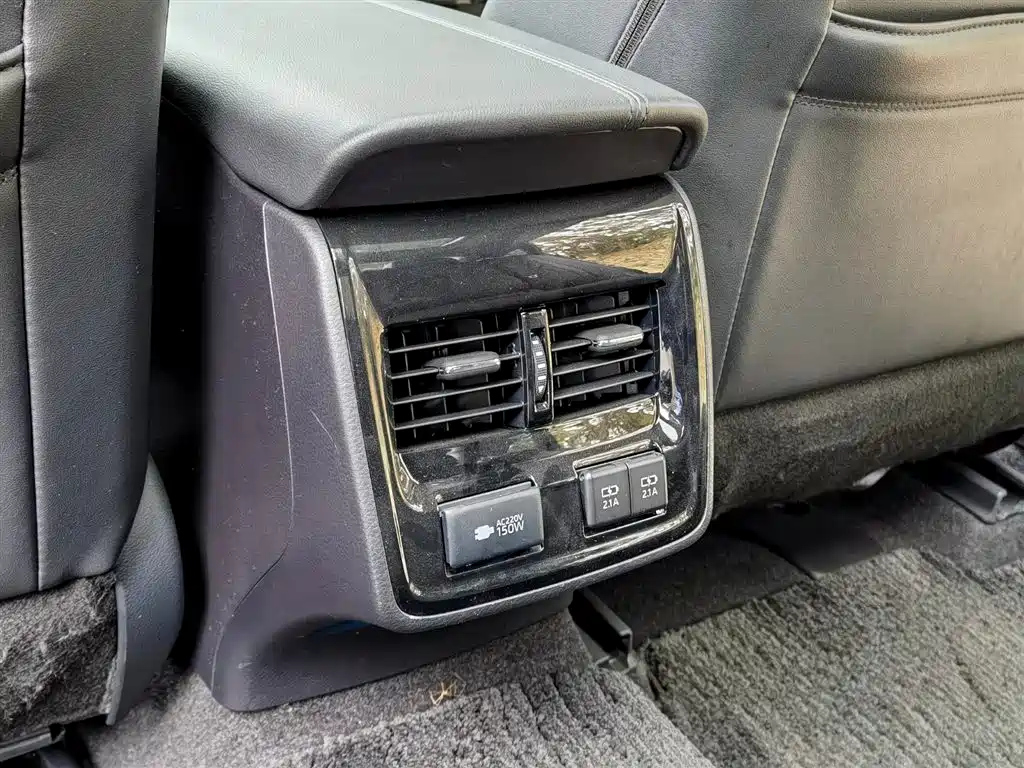 TOYOTA AVALON 2021
