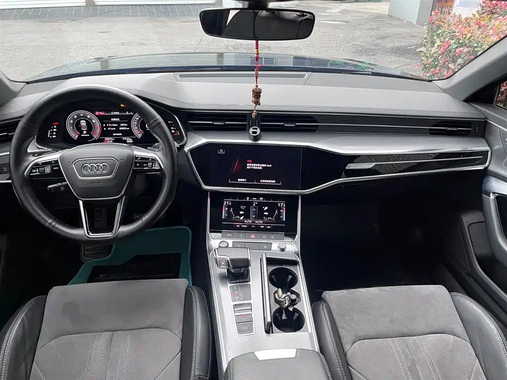 AUDI A6L 2021