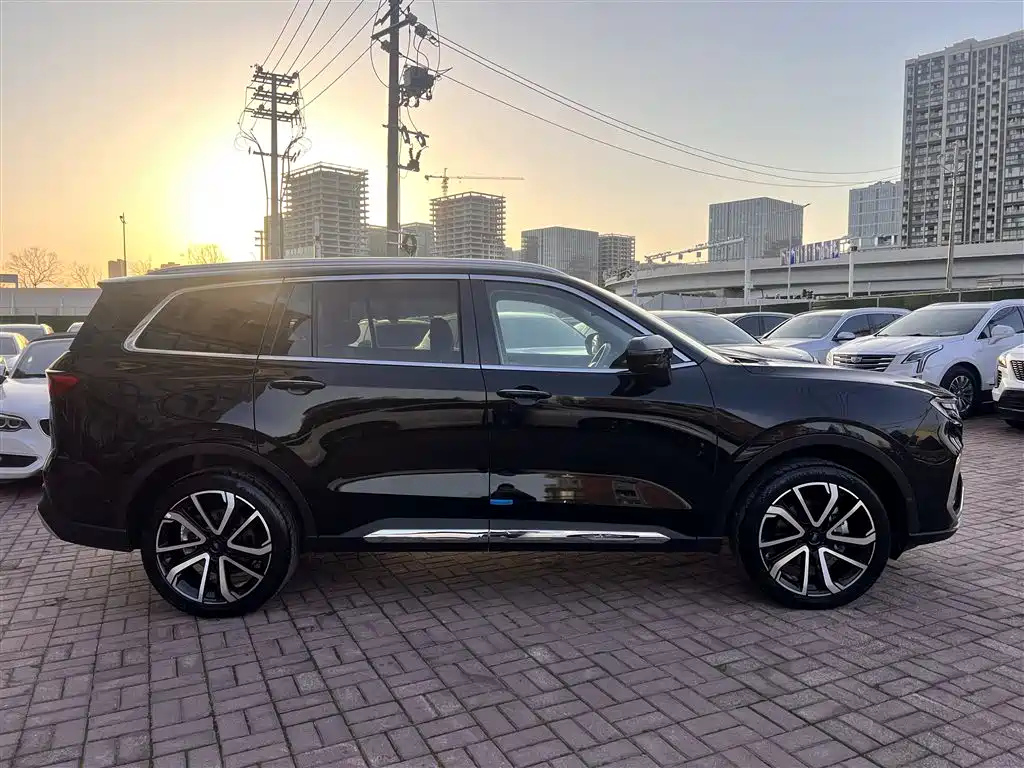 FORD EQUATOR 2023