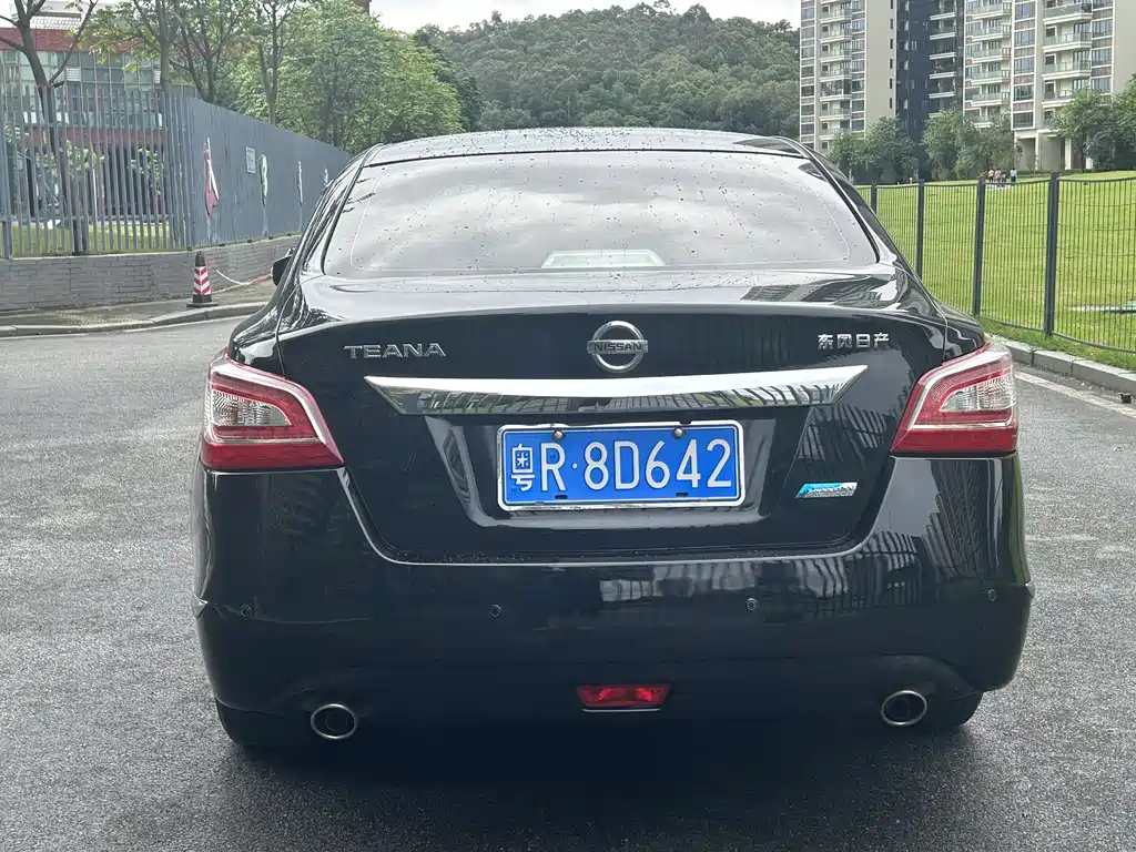 NISSAN TEANA 2014