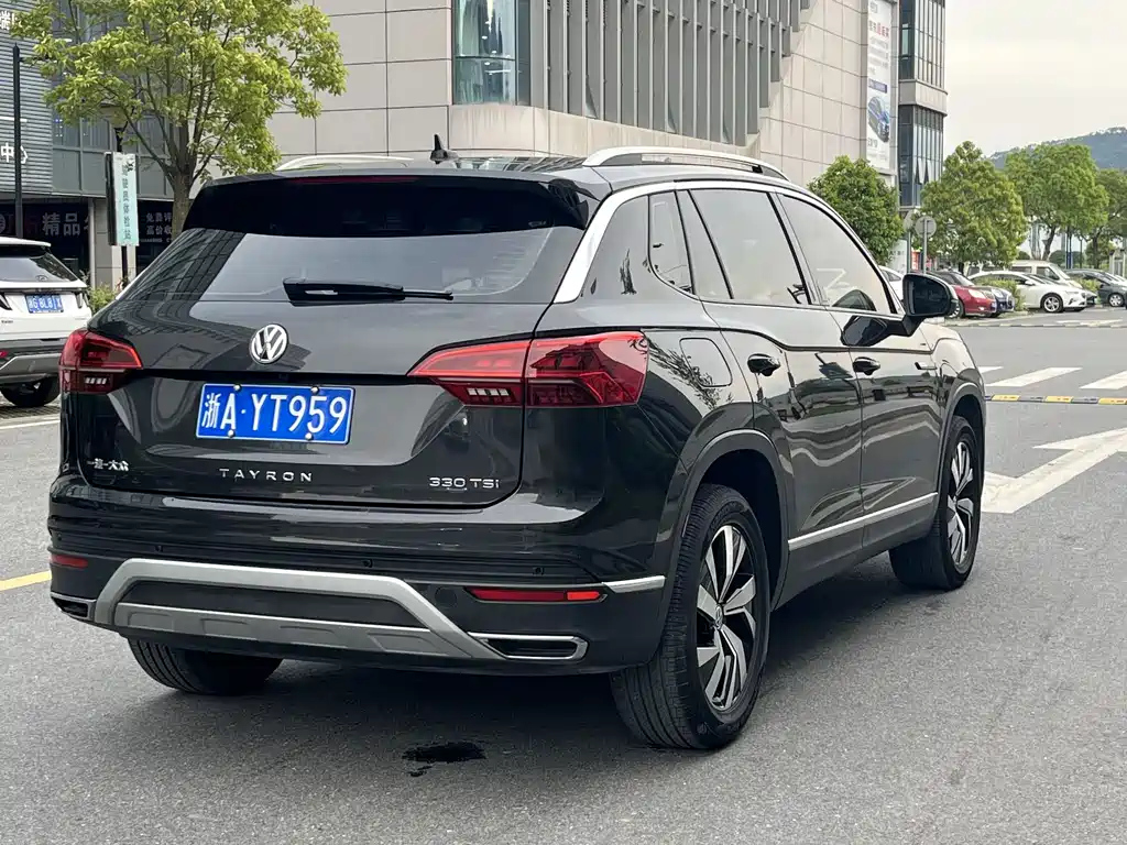 VOLKSWAGEN TAYRON 2021