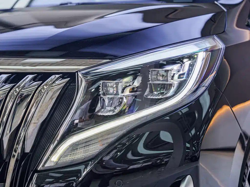 TRUMPCHI M8 2022