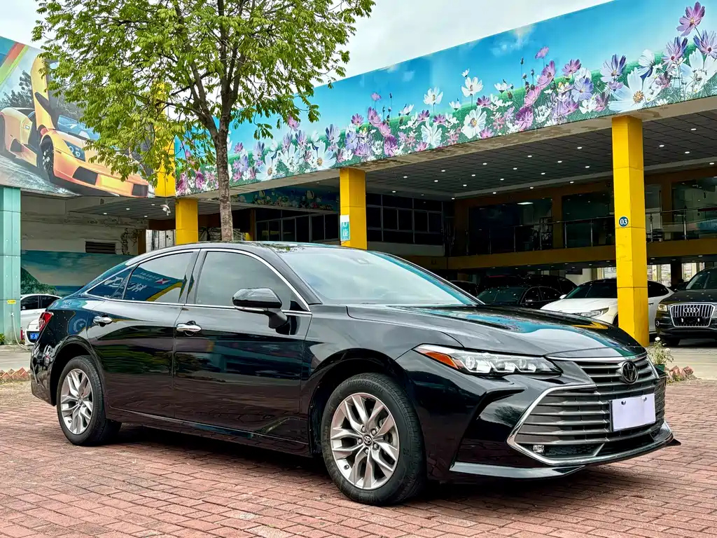 TOYOTA AVALON 2021
