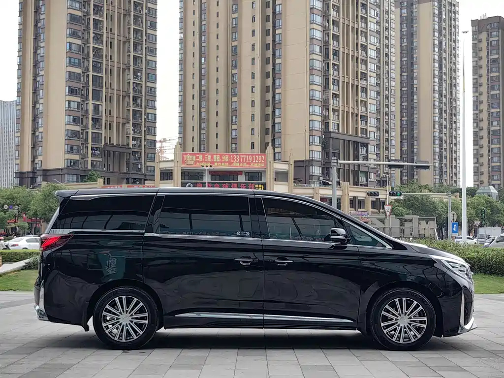 TRUMPCHI M8 2022