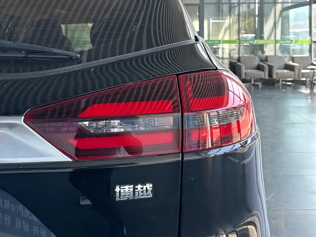 GEELY AUTO BOYUE 2021