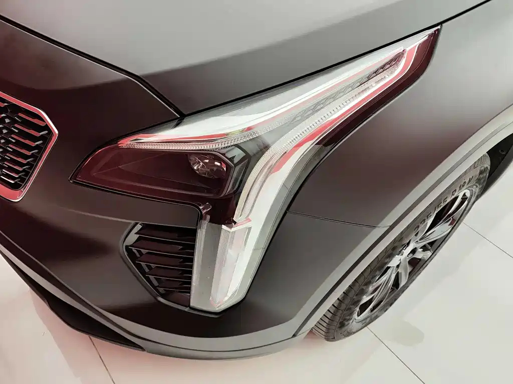 CADILLAC XT4 2021