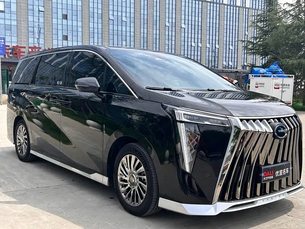 TRUMPCHI M8 2023