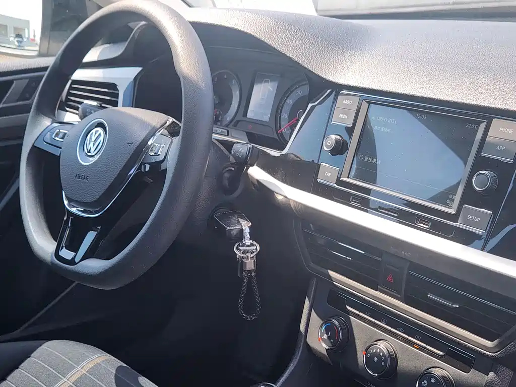 VOLKSWAGEN LAVIDA 2019