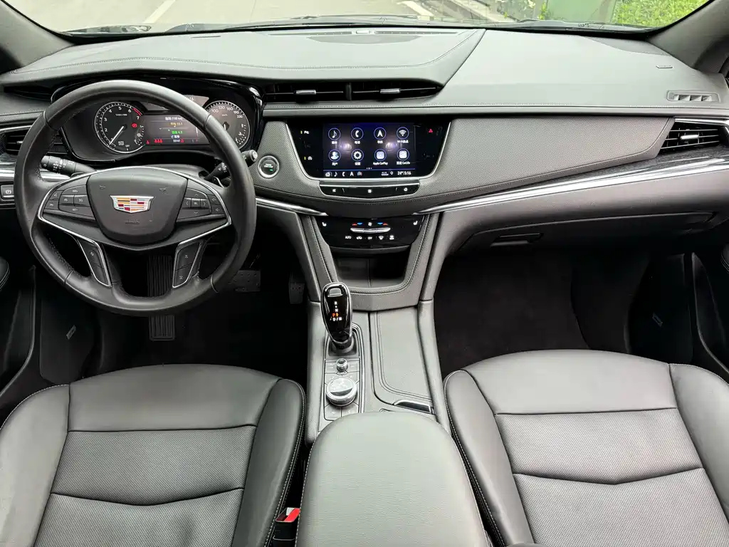 CADILLAC XT5 2020