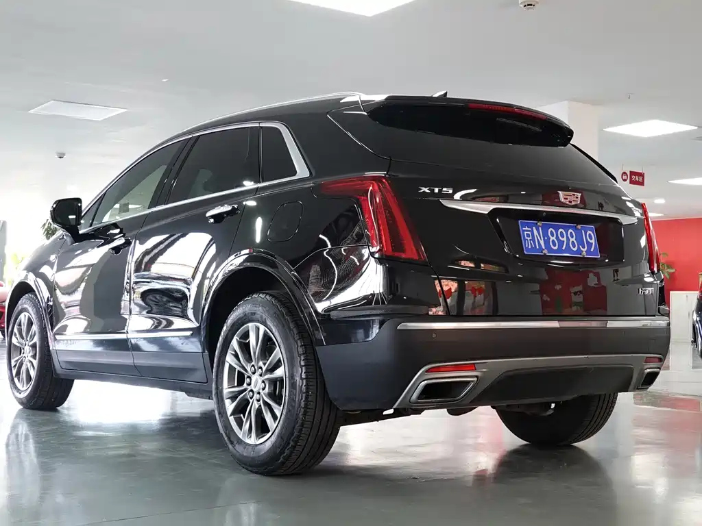 CADILLAC XT5 2020