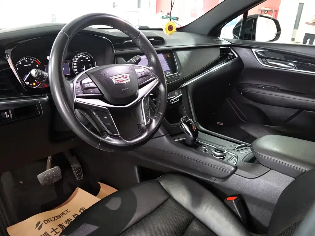 CADILLAC XT5 2020