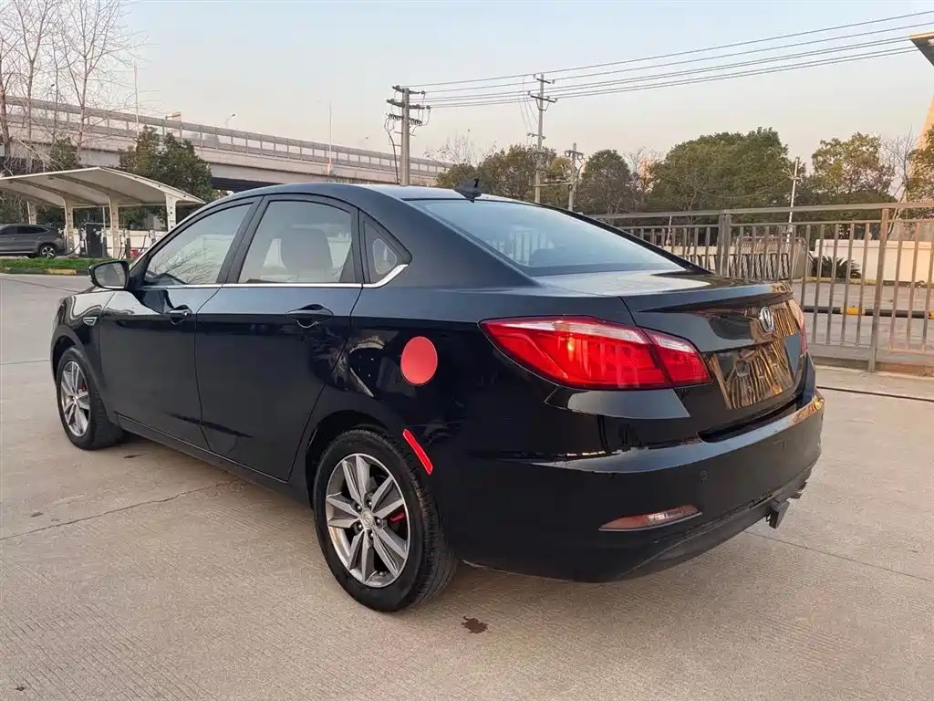 CHANGAN EADO 2018