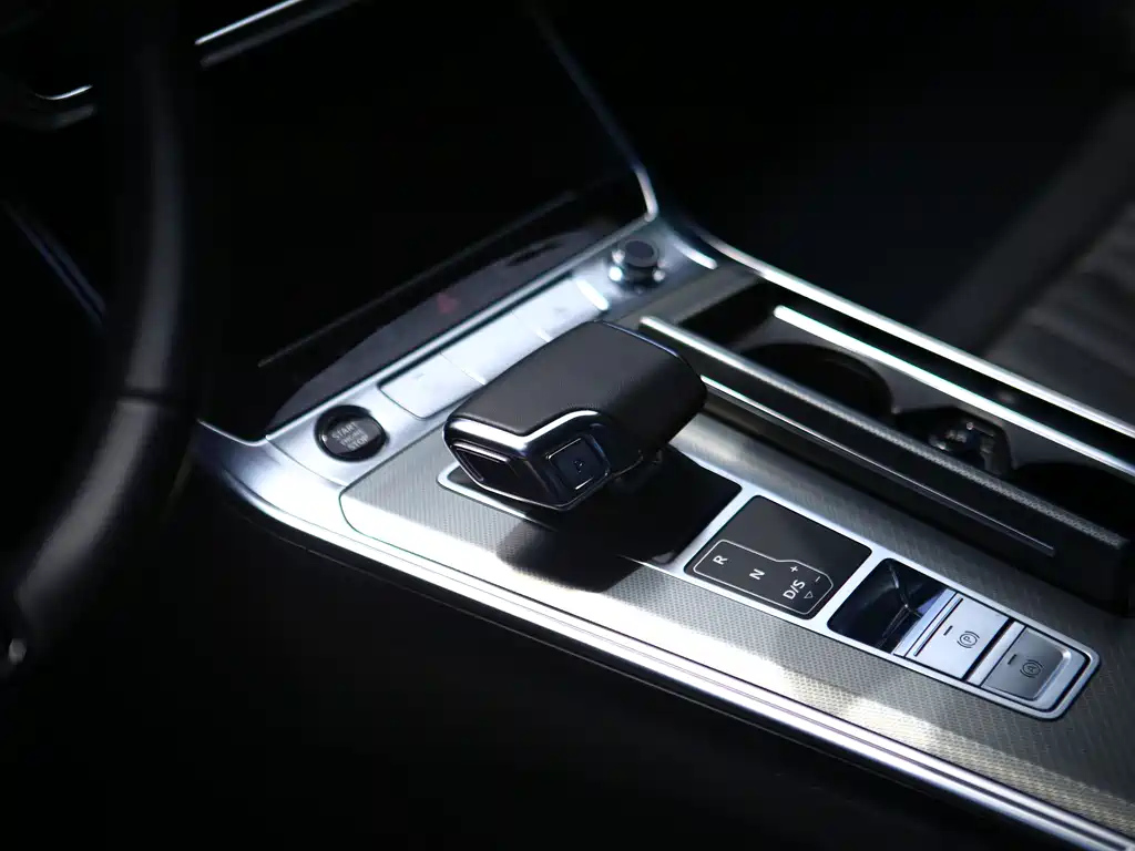 AUDI A6L 2023