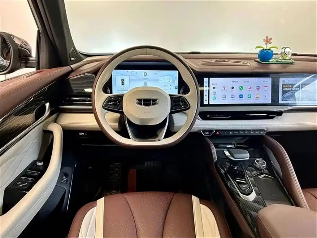GEELY AUTO MONJARO 2021