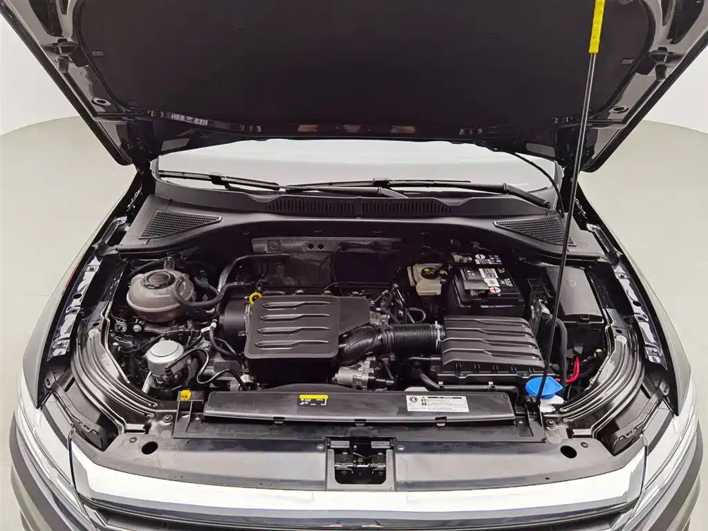 VOLKSWAGEN LAVIDA 2022