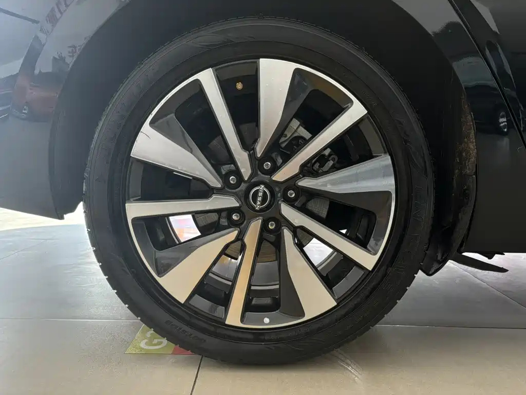 NISSAN SYLPHY 2022
