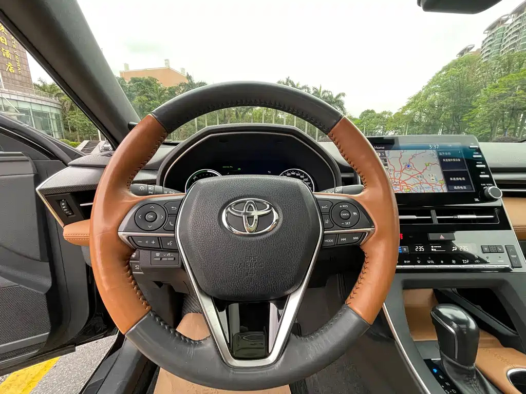 TOYOTA AVALON 2019