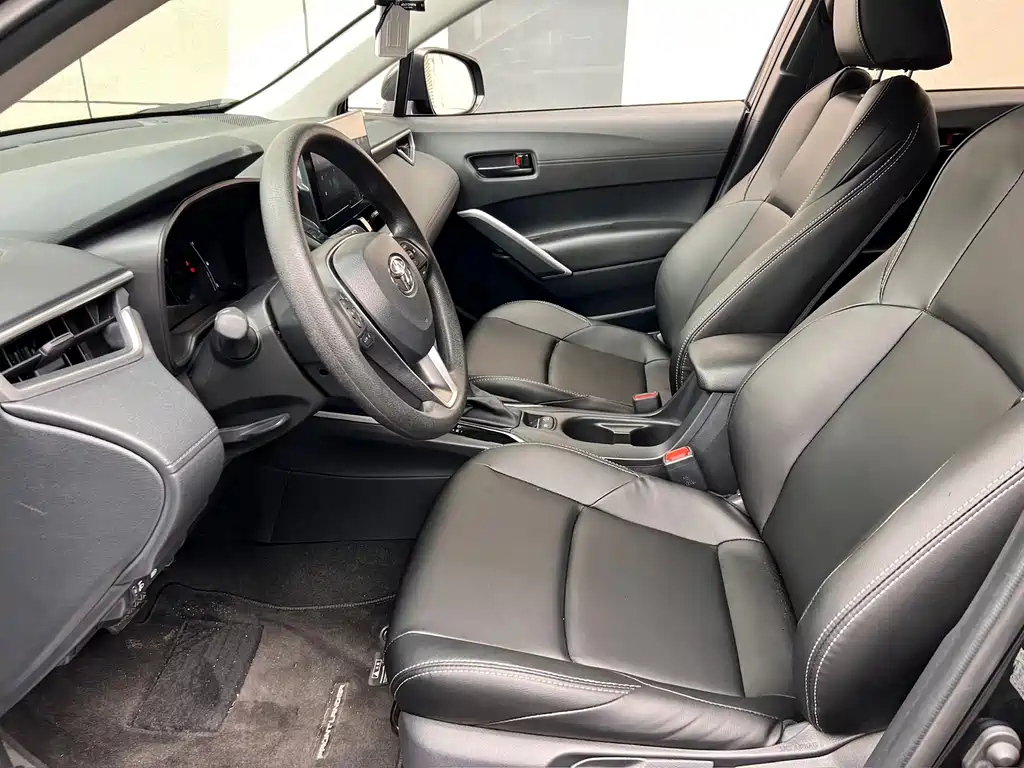 TOYOTA FRONTLANDER 2023