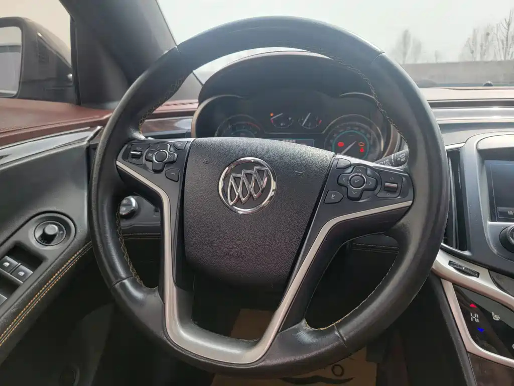 BUICK LACROSSE 2014