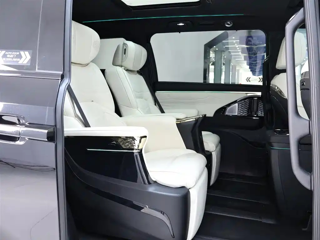 TRUMPCHI M8 2023