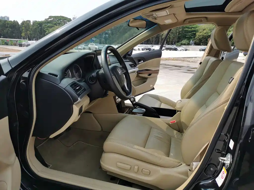 HONDA ACCORD 2011