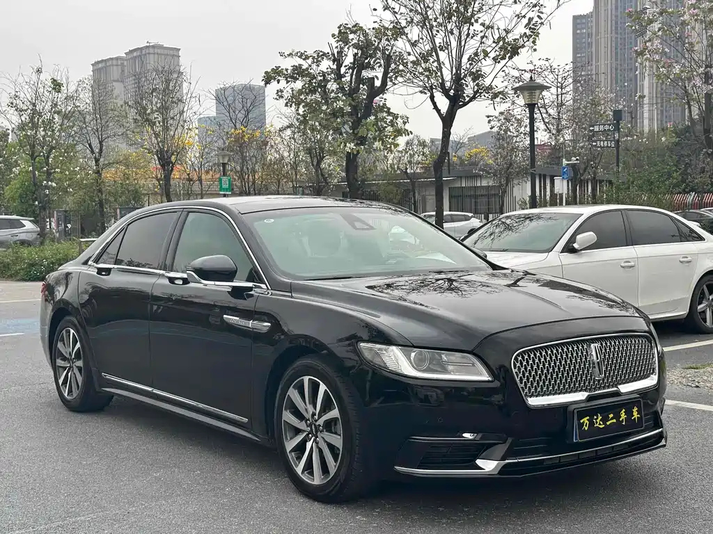 LINCOLN CONTINENTAL 2017