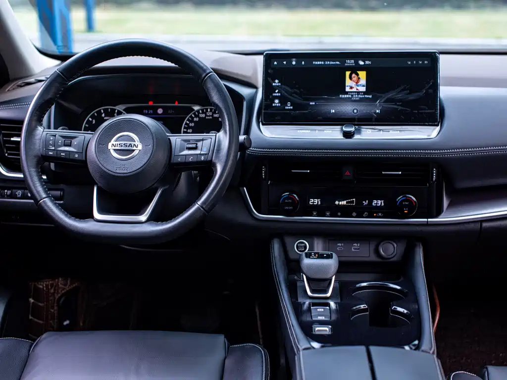 NISSAN X-TRAIL 2022
