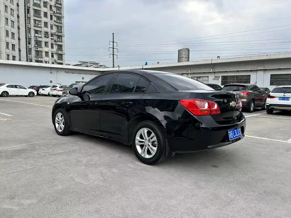 CHEVROLET CRUZE 2016