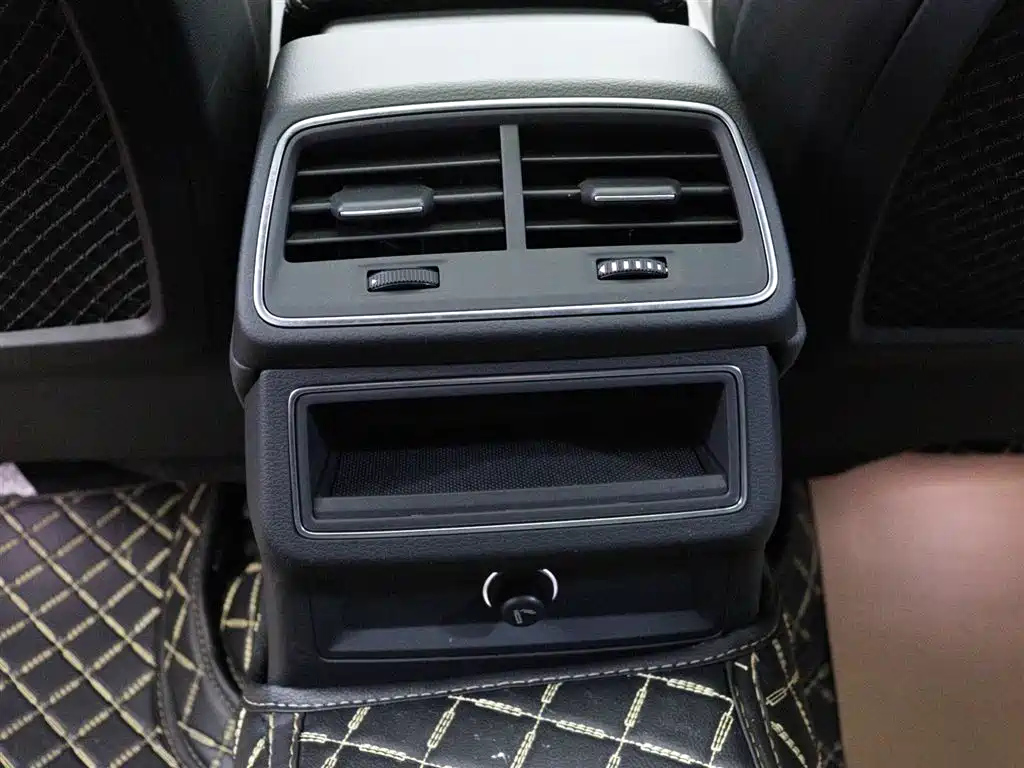 AUDI A6L 2020