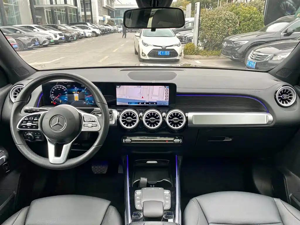 MERCEDES BENZ GLB 2022