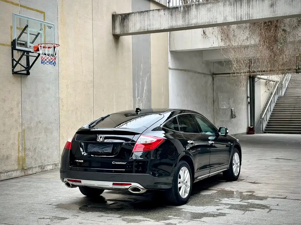 HONDA CROSSTOUR 2014