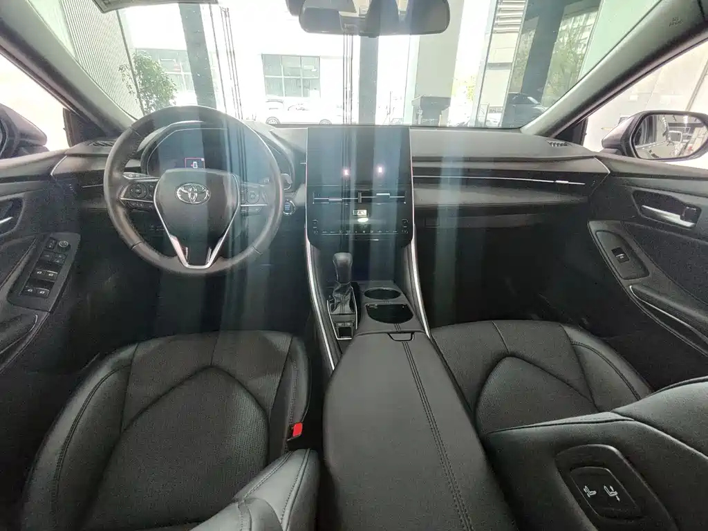 TOYOTA AVALON 2023