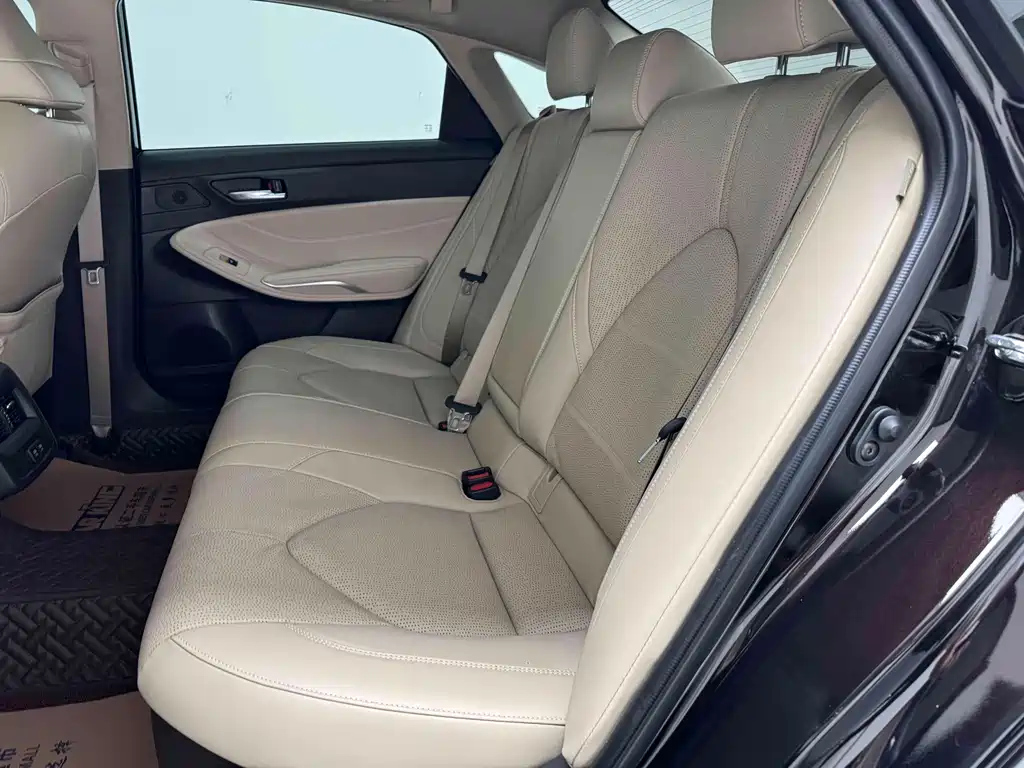 TOYOTA AVALON 2021