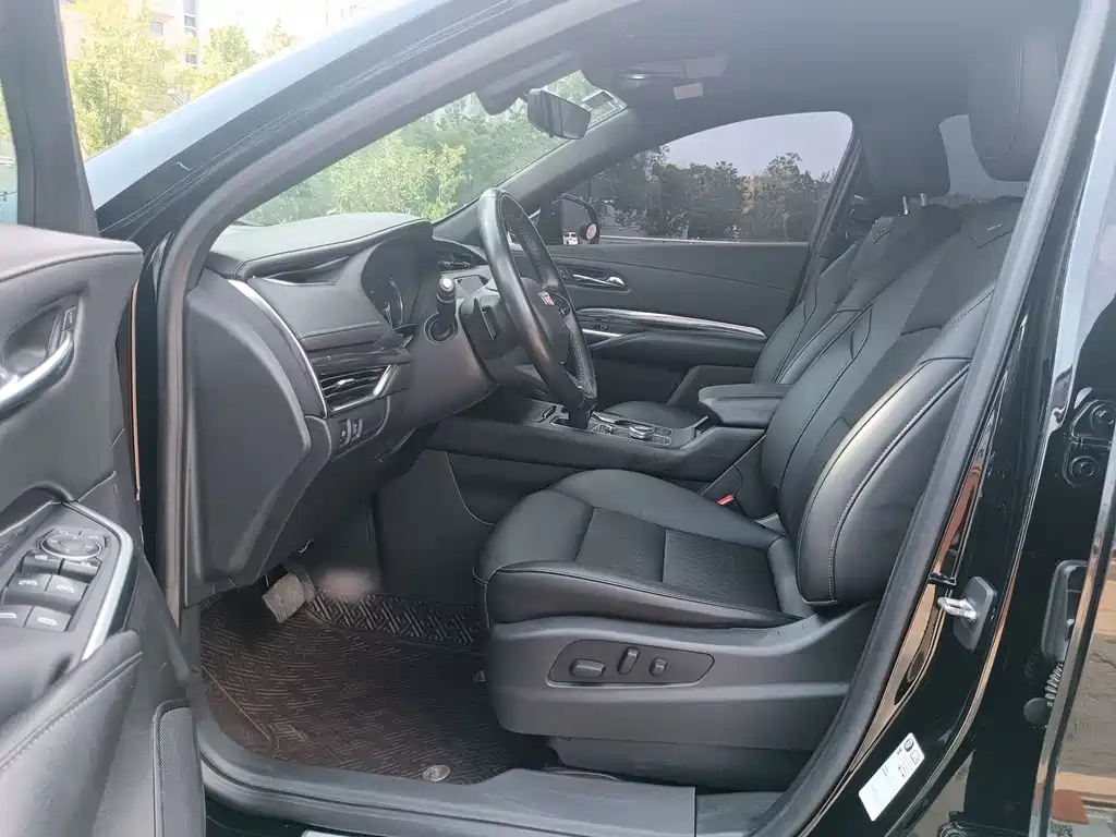 CADILLAC XT4 2020