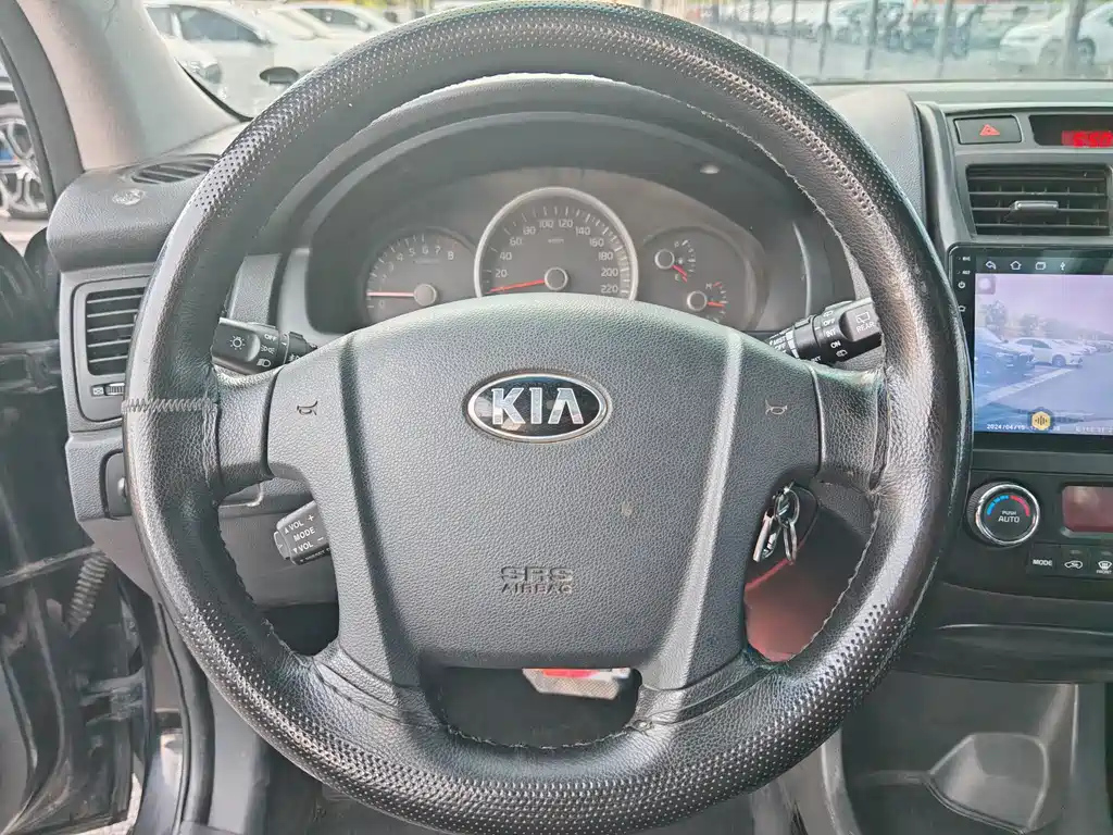 KIA SPORTAGE 2013