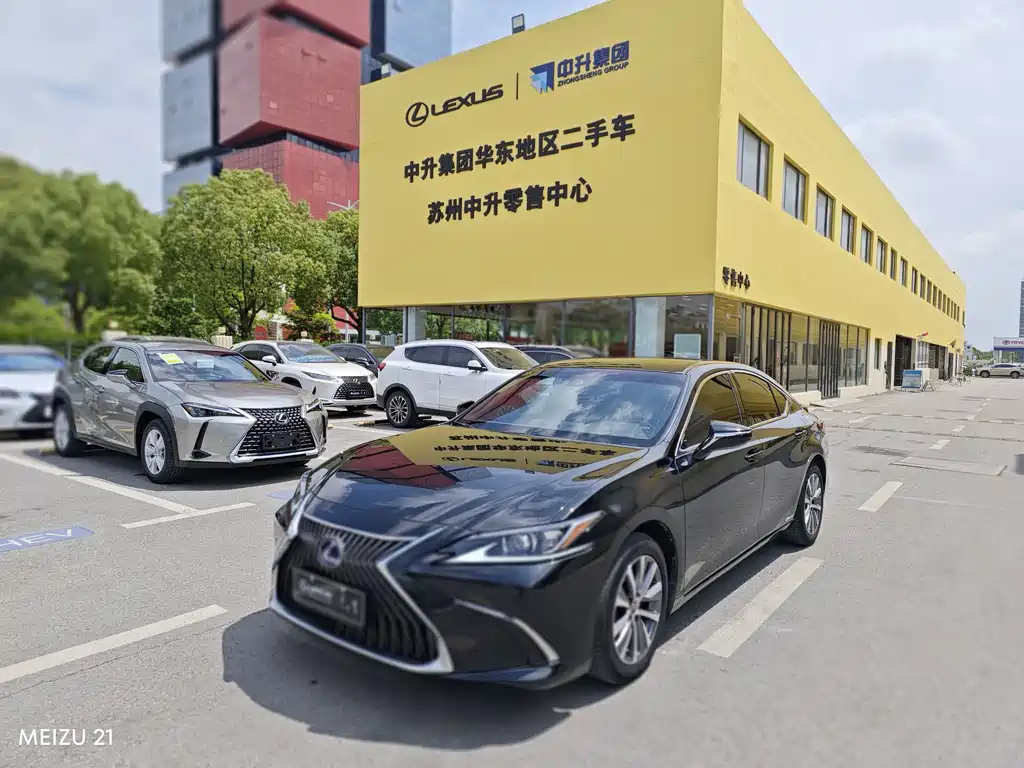 LEXUS ES 2021