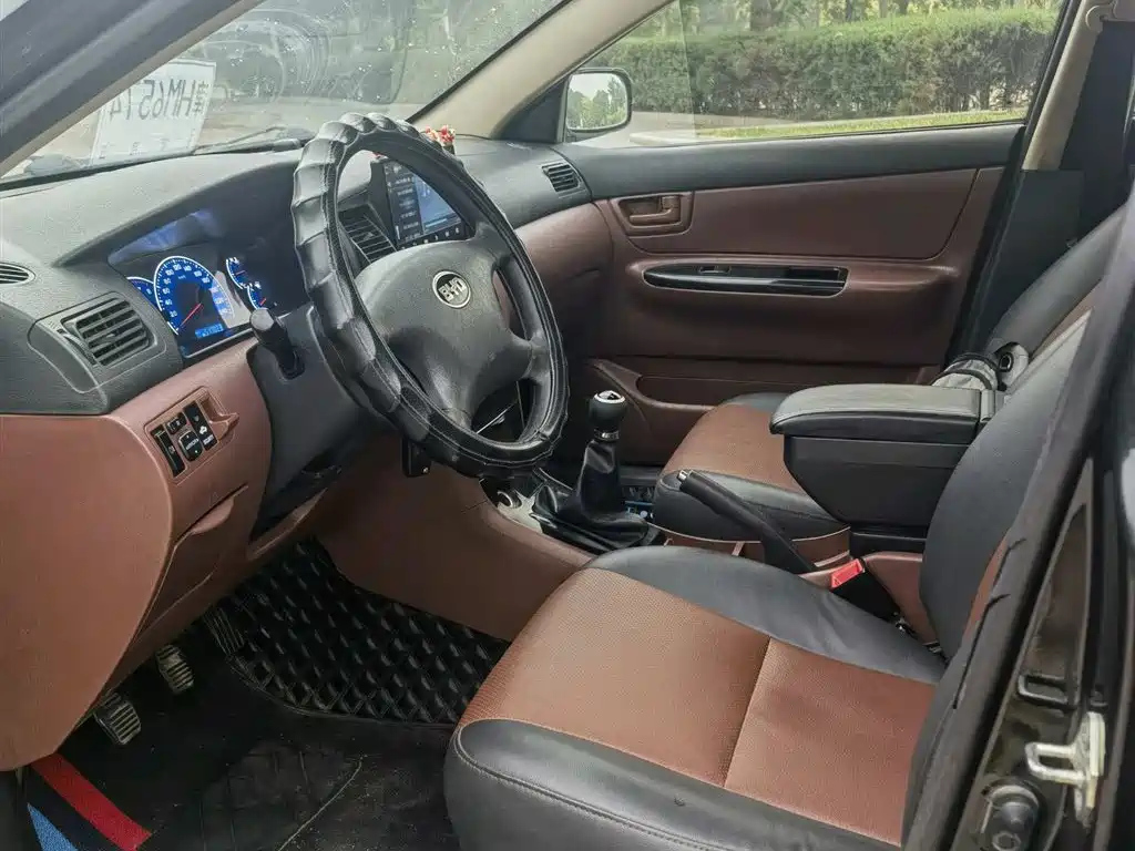 BYD F3 2013