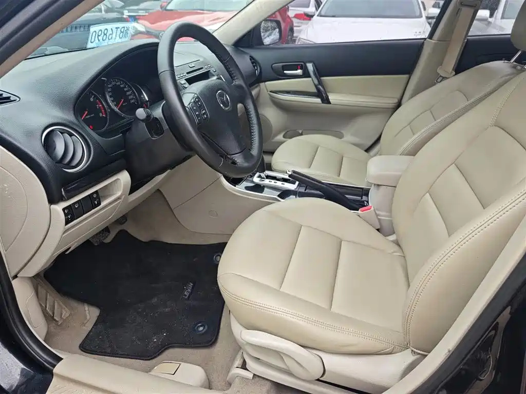 MAZDA 6 2010