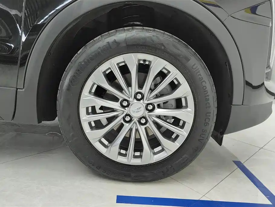 CADILLAC XT4 2024