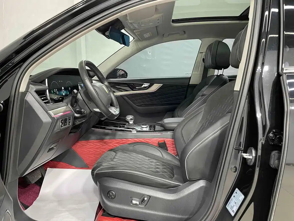 HONGQI HS5 2021