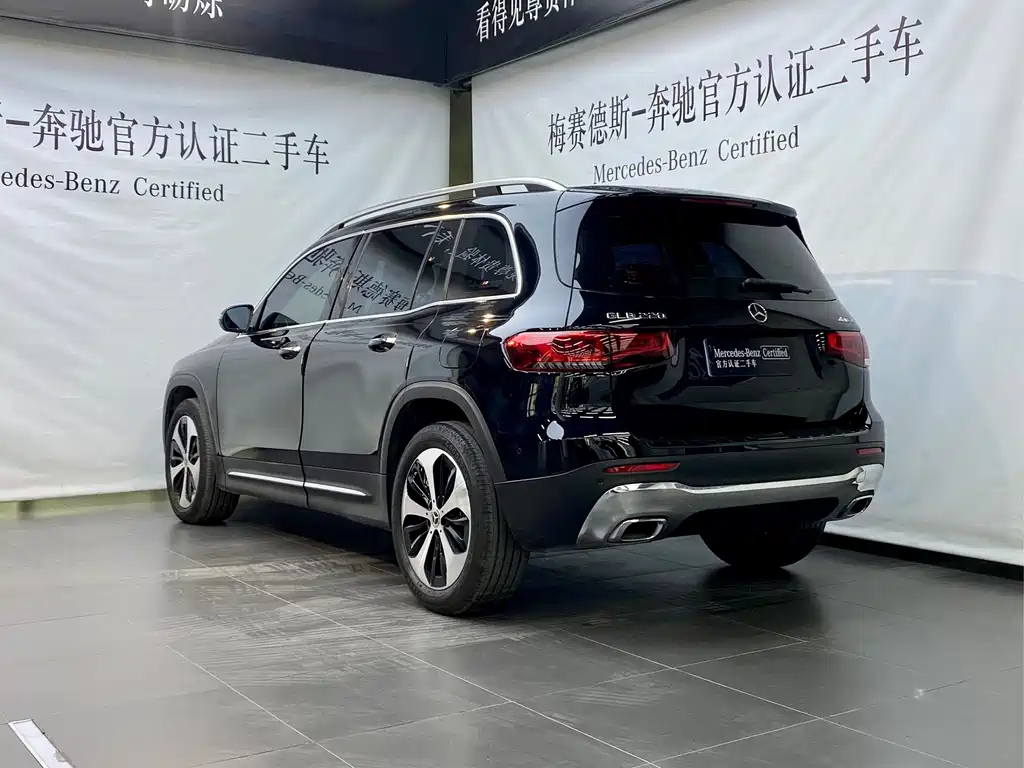 MERCEDES BENZ GLB 2023