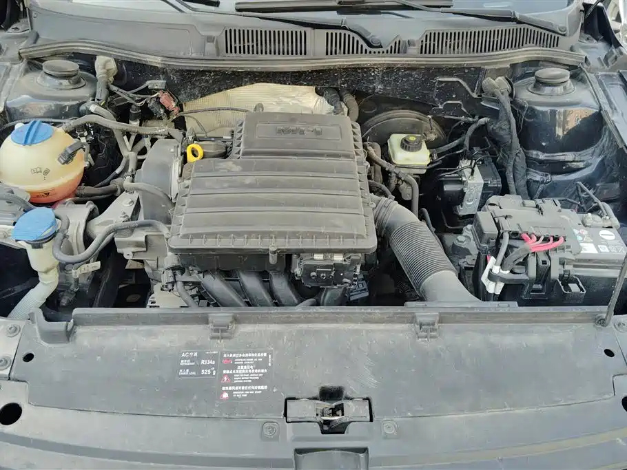 VOLKSWAGEN LAVIDA 2016