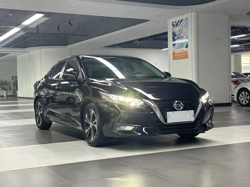 NISSAN SYLPHY 2020