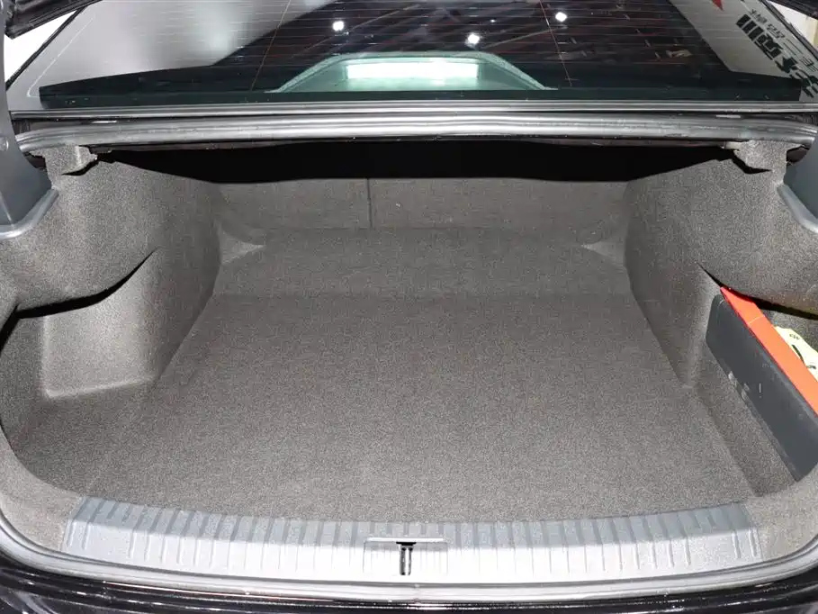 VOLKSWAGEN PASSAT 2020
