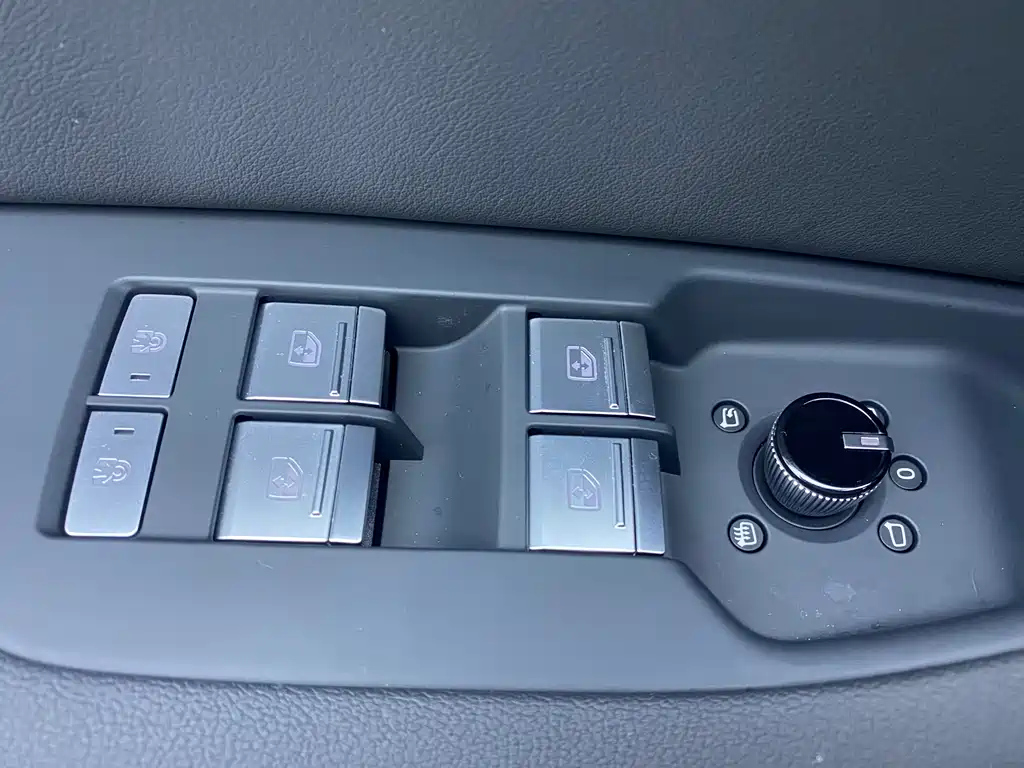 AUDI A7L 2024