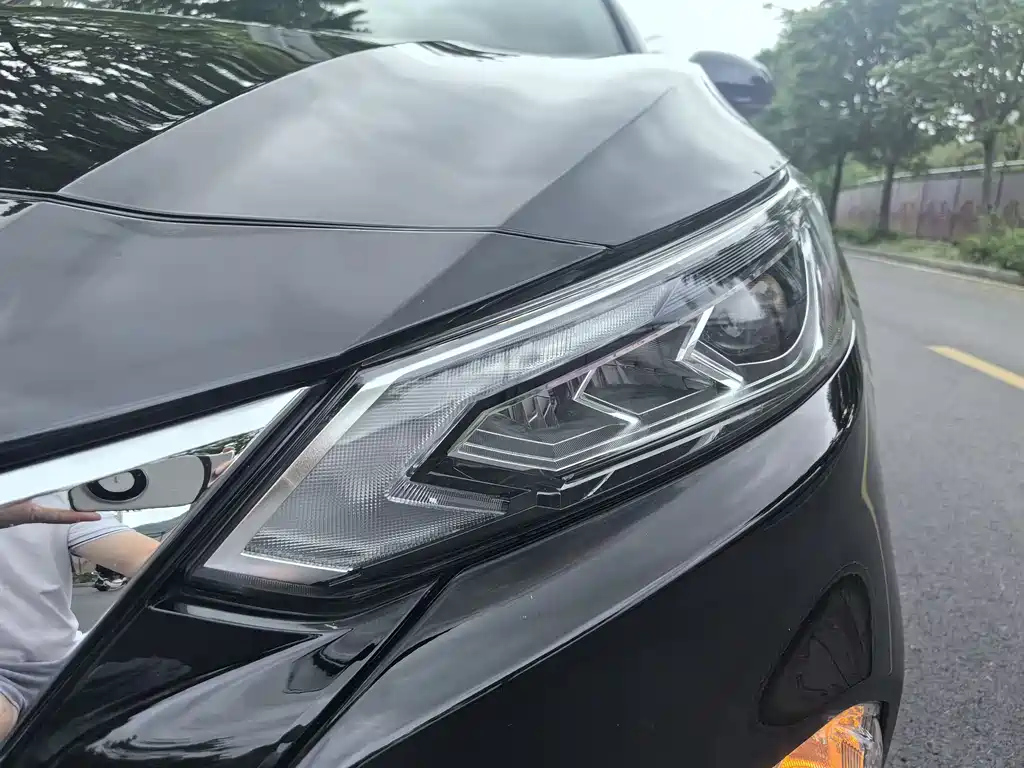 NISSAN TEANA 2021