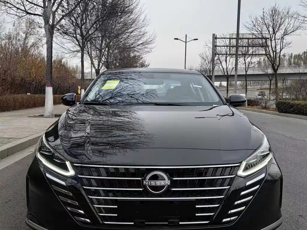 NISSAN TEANA 2023