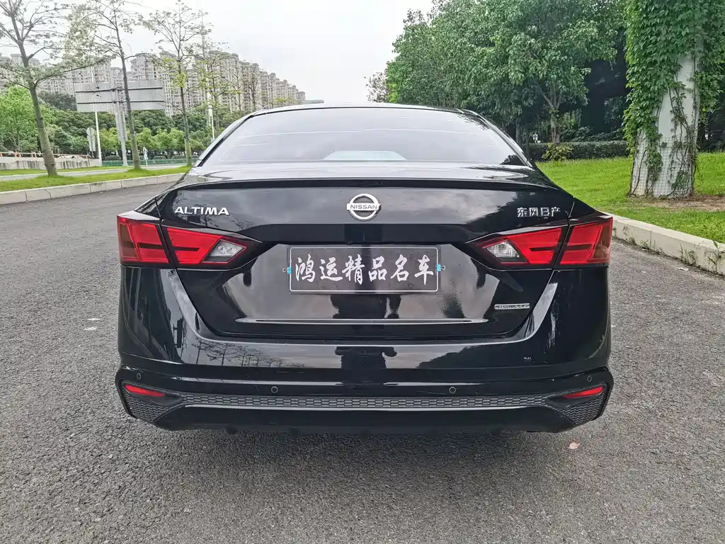 NISSAN TEANA 2019
