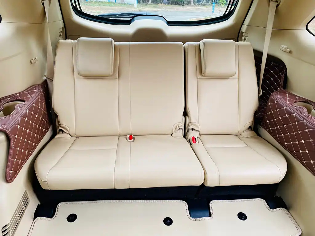 TOYOTA HIGHLANDER 2017